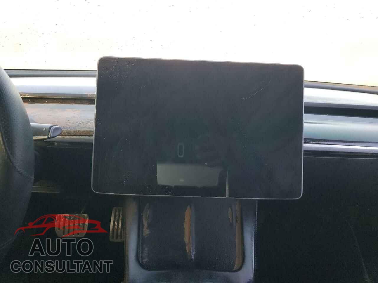 TESLA MODEL 3 2021 - 5YJ3E1EC4MF054450