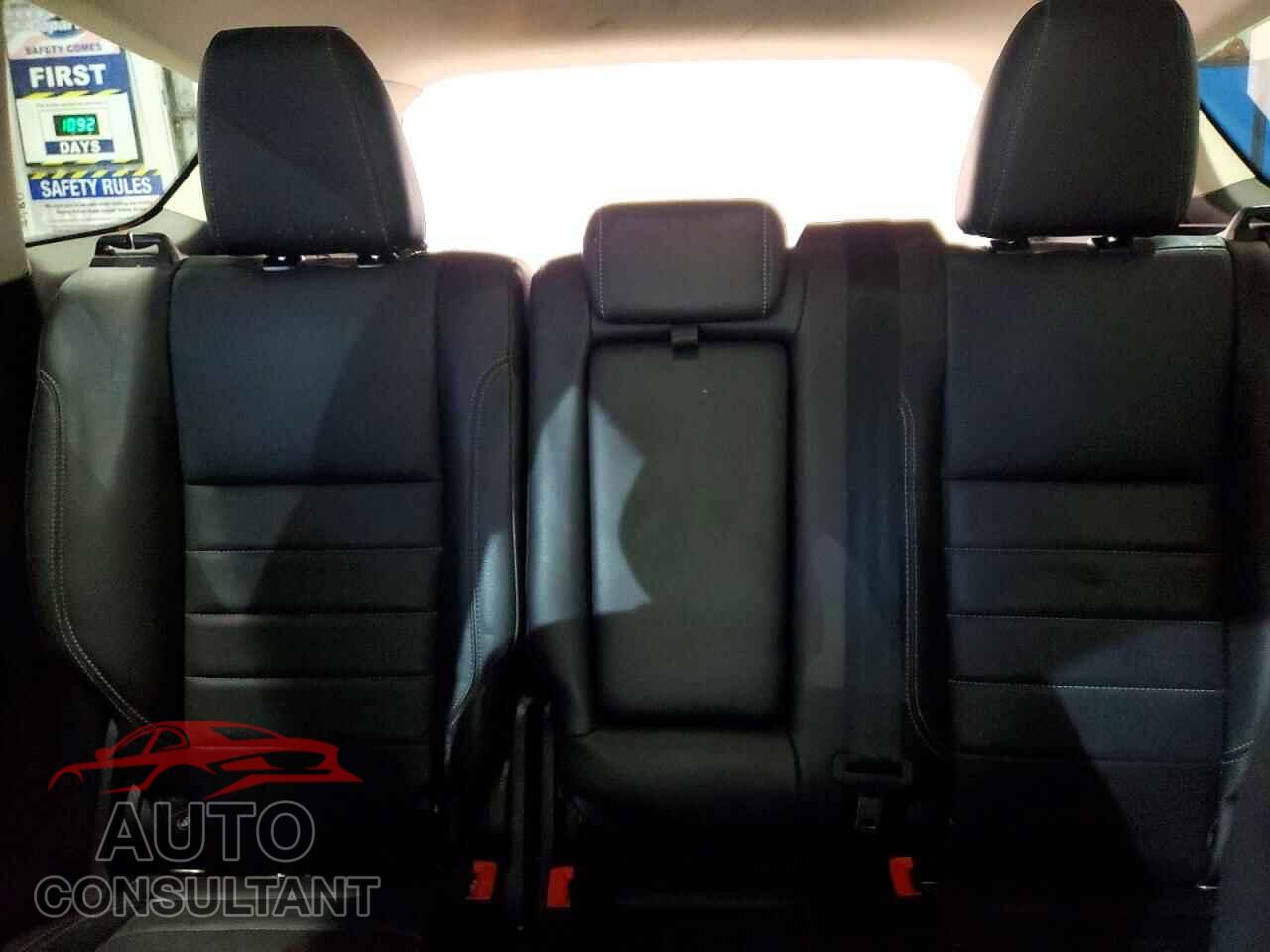 FORD ESCAPE 2014 - 1FMCU9J99EUD12896