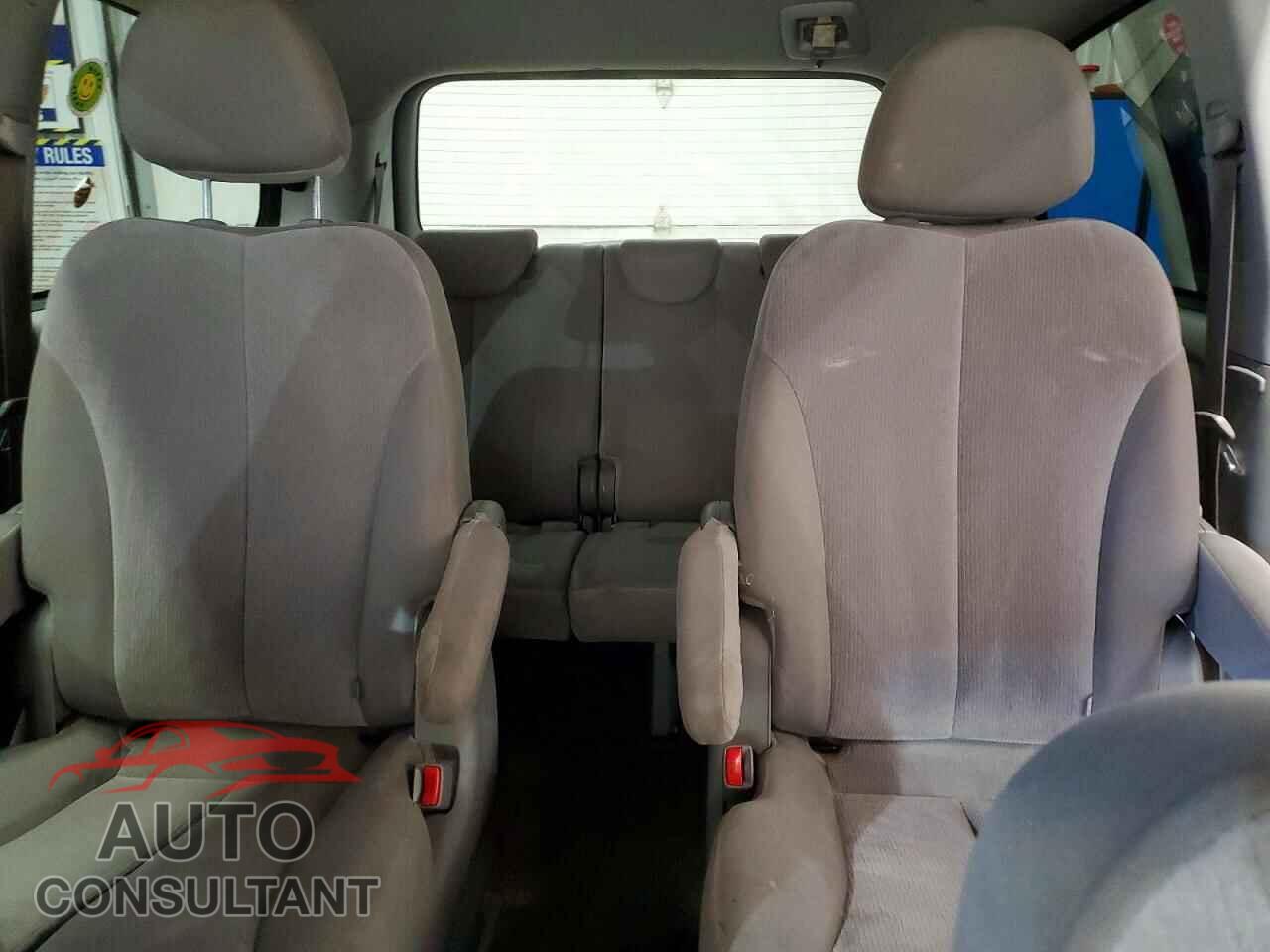 KIA All Models 2012 - KNDMG4C71C6475896
