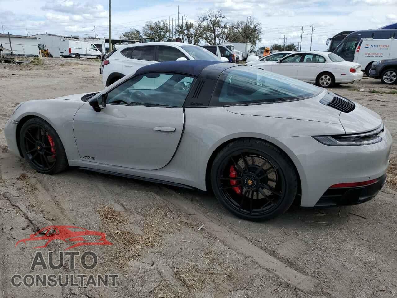 PORSCHE 911 2024 - WP0BB2A9XRS234269