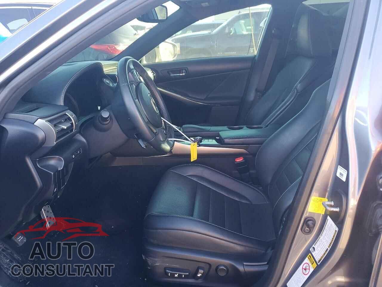 LEXUS IS 2014 - JTHCF1D22E5007456