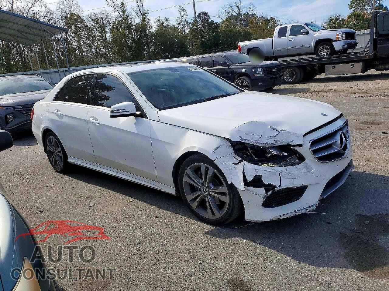 MERCEDES-BENZ E-CLASS 2014 - WDDHF5KB1EB043521