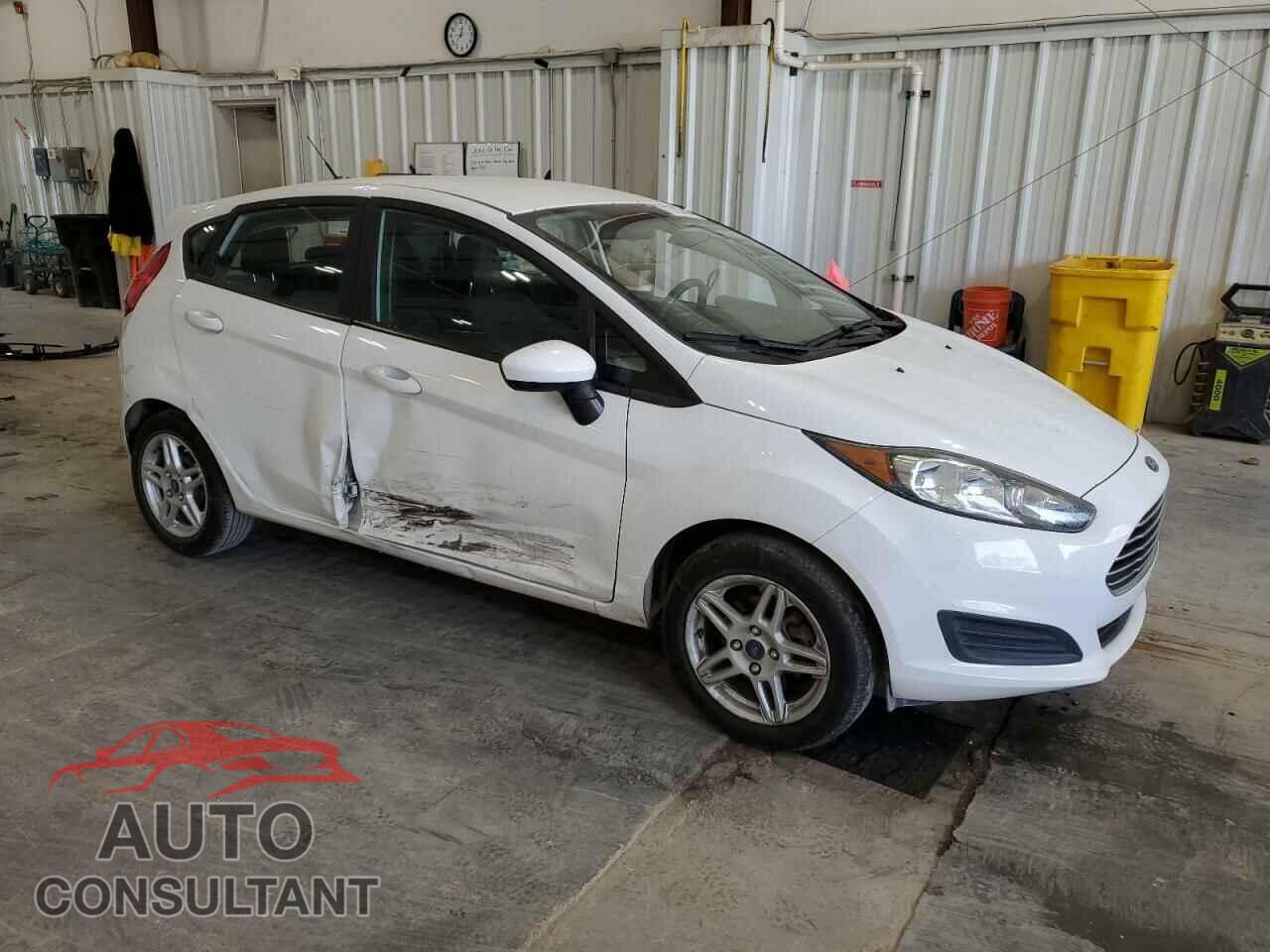 FORD FIESTA 2017 - 3FADP4EJ1HM163129
