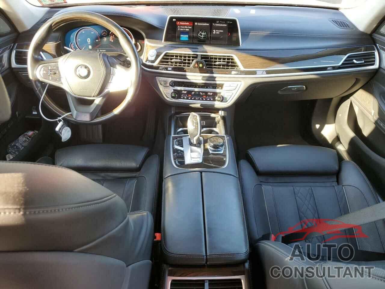BMW 7 SERIES 2018 - WBA7F2C52JG423863