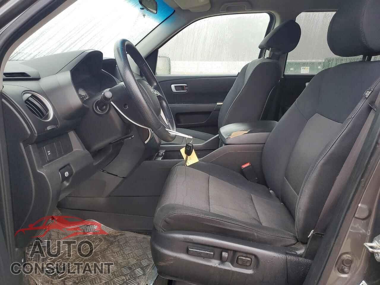 HONDA PILOT 2011 - 5FNYF4H40BB055889