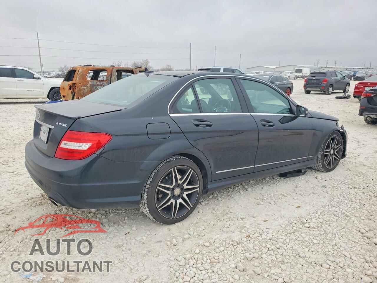 MERCEDES-BENZ C-CLASS 2013 - WDDGF8AB2DA777510