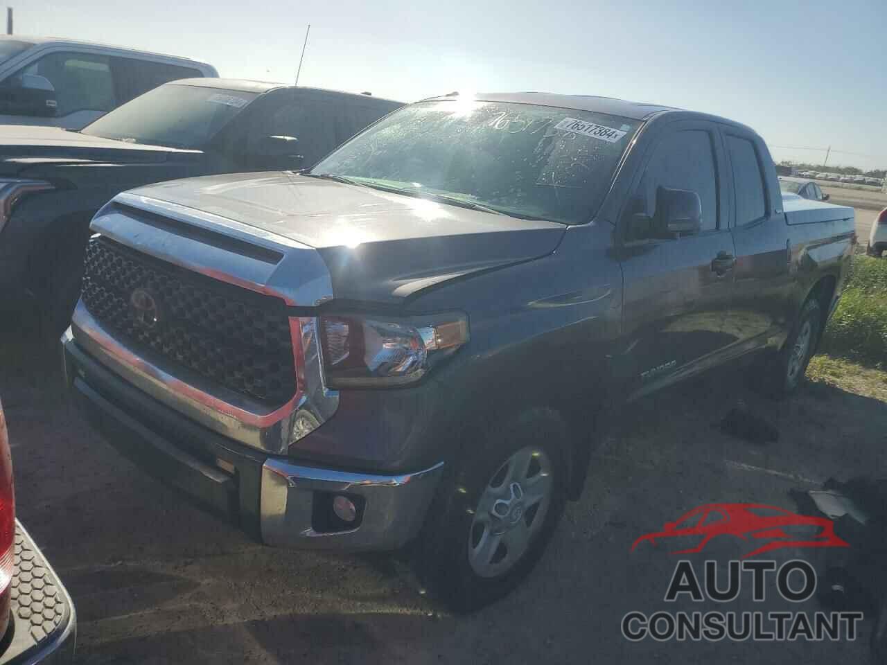 TOYOTA TUNDRA 2018 - 5TFUM5F10JX077107