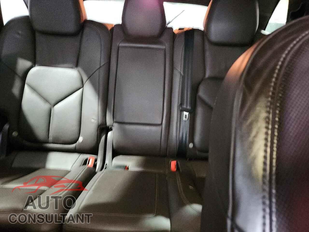 PORSCHE CAYENNE 2014 - WP1AF2A20ELA35737