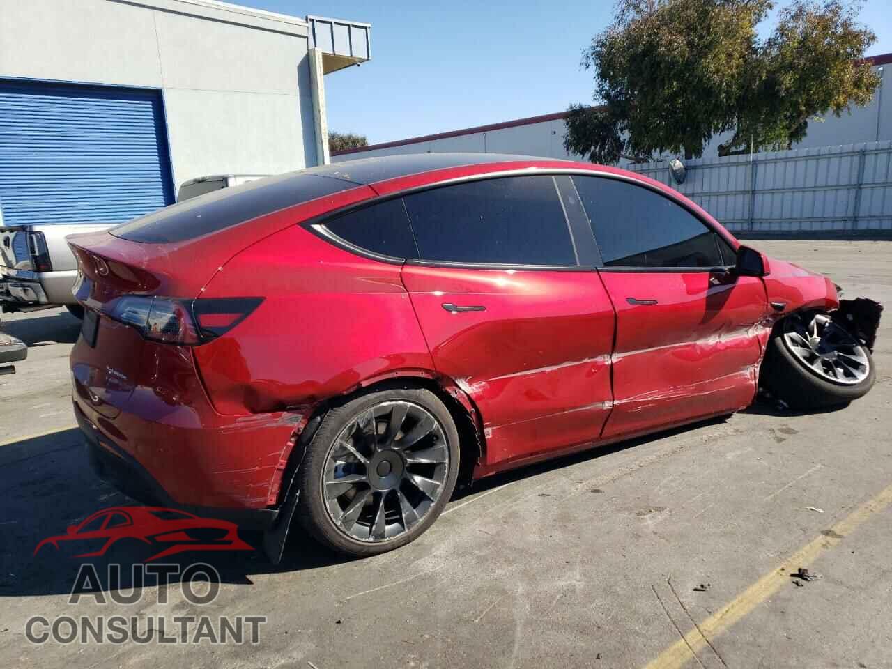 TESLA MODEL Y 2024 - 7SAYGDEE5RF005240