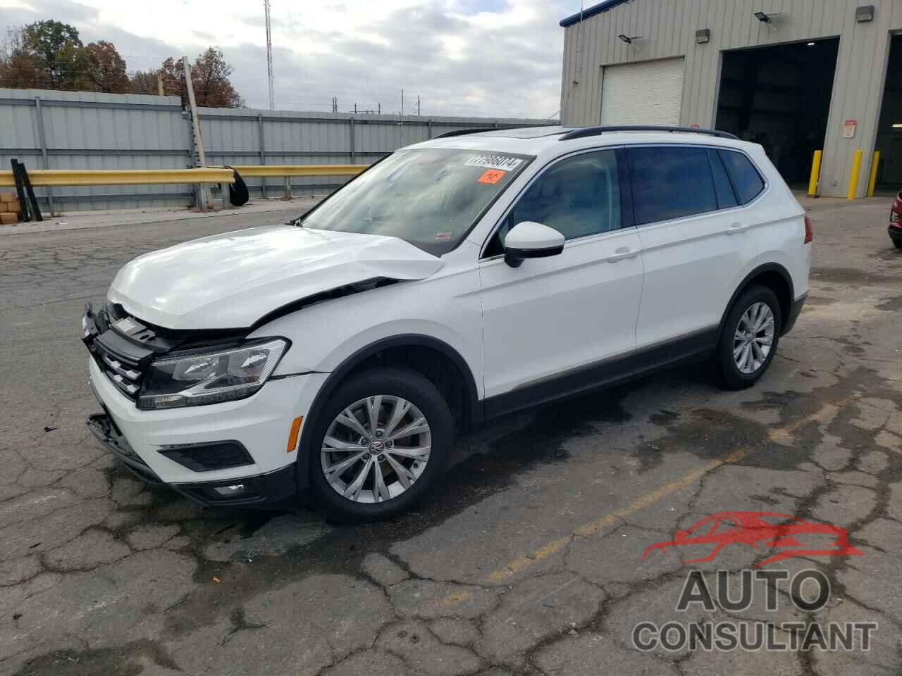 VOLKSWAGEN TIGUAN 2018 - 3VV2B7AX8JM022271