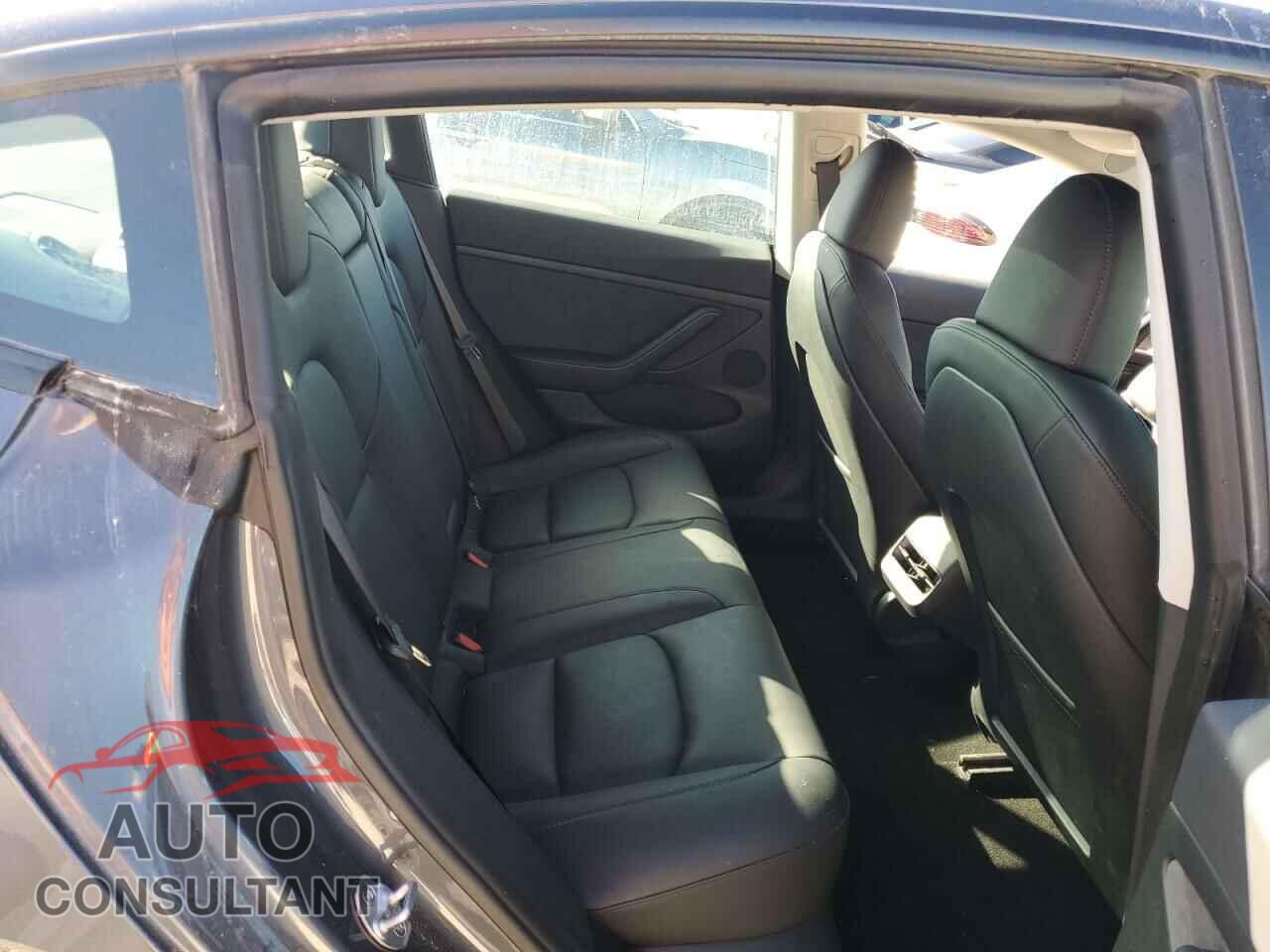 TESLA MODEL 3 2023 - 5YJ3E1EC0PF692098