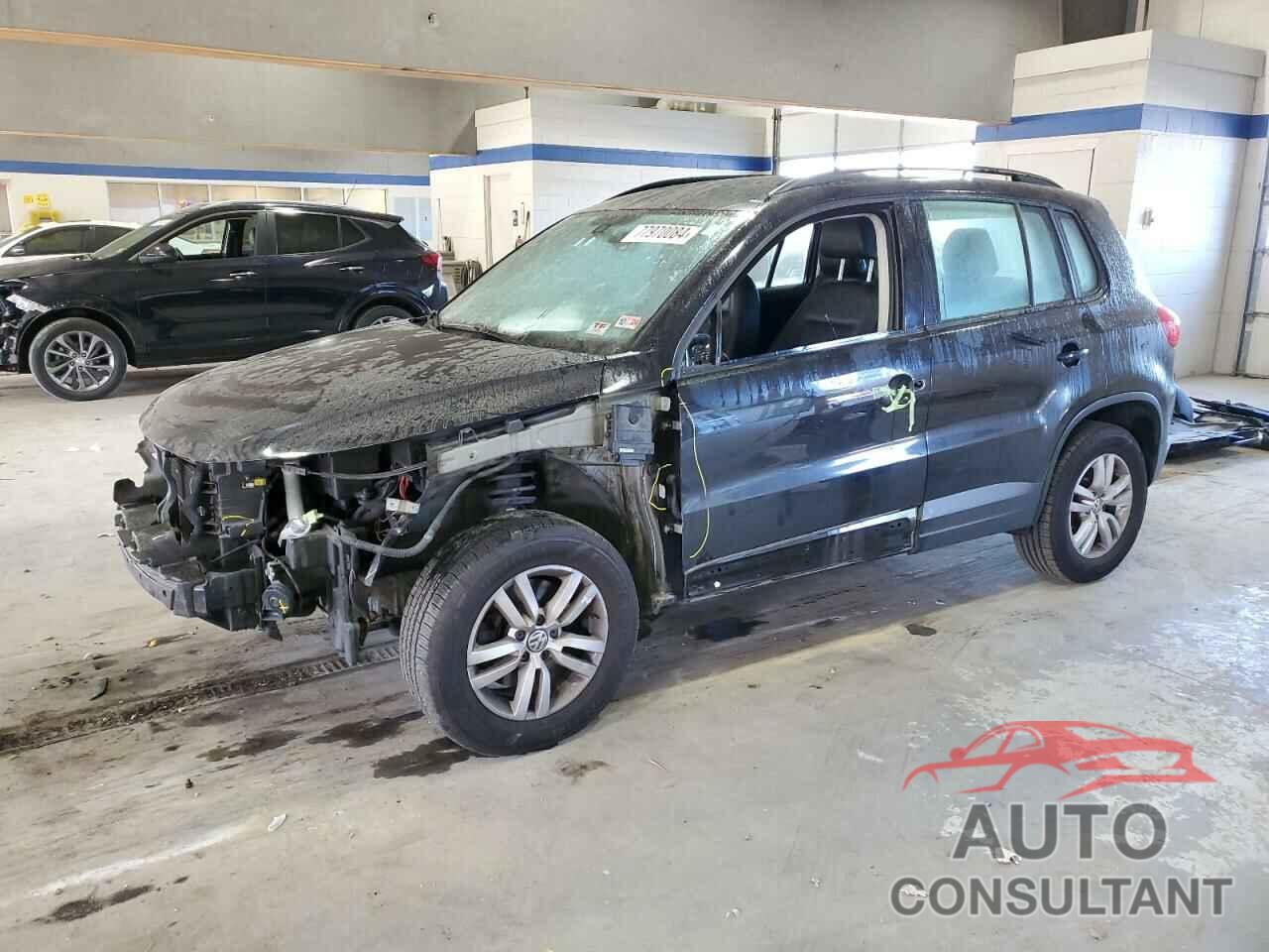 VOLKSWAGEN TIGUAN 2017 - WVGBV7AX1HW512692