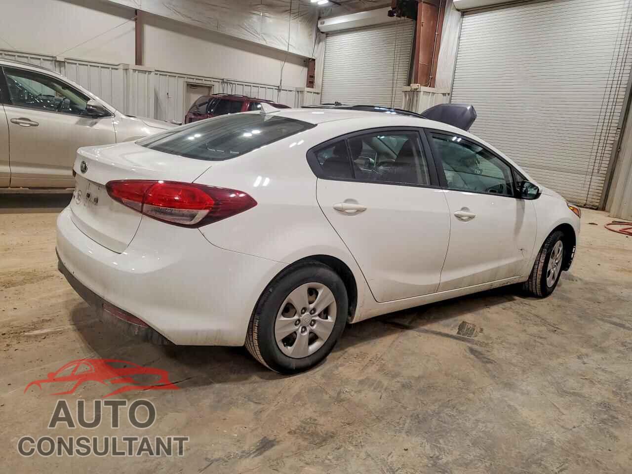KIA FORTE 2017 - 3KPFK4A75HE128972