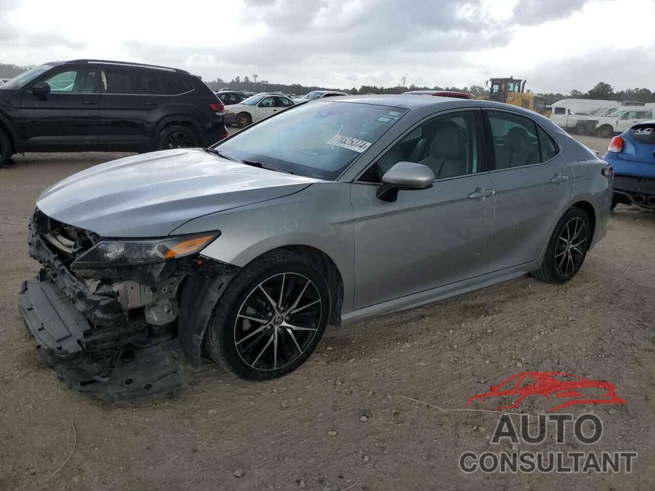 TOYOTA CAMRY 2021 - 4T1G11AK5MU431669