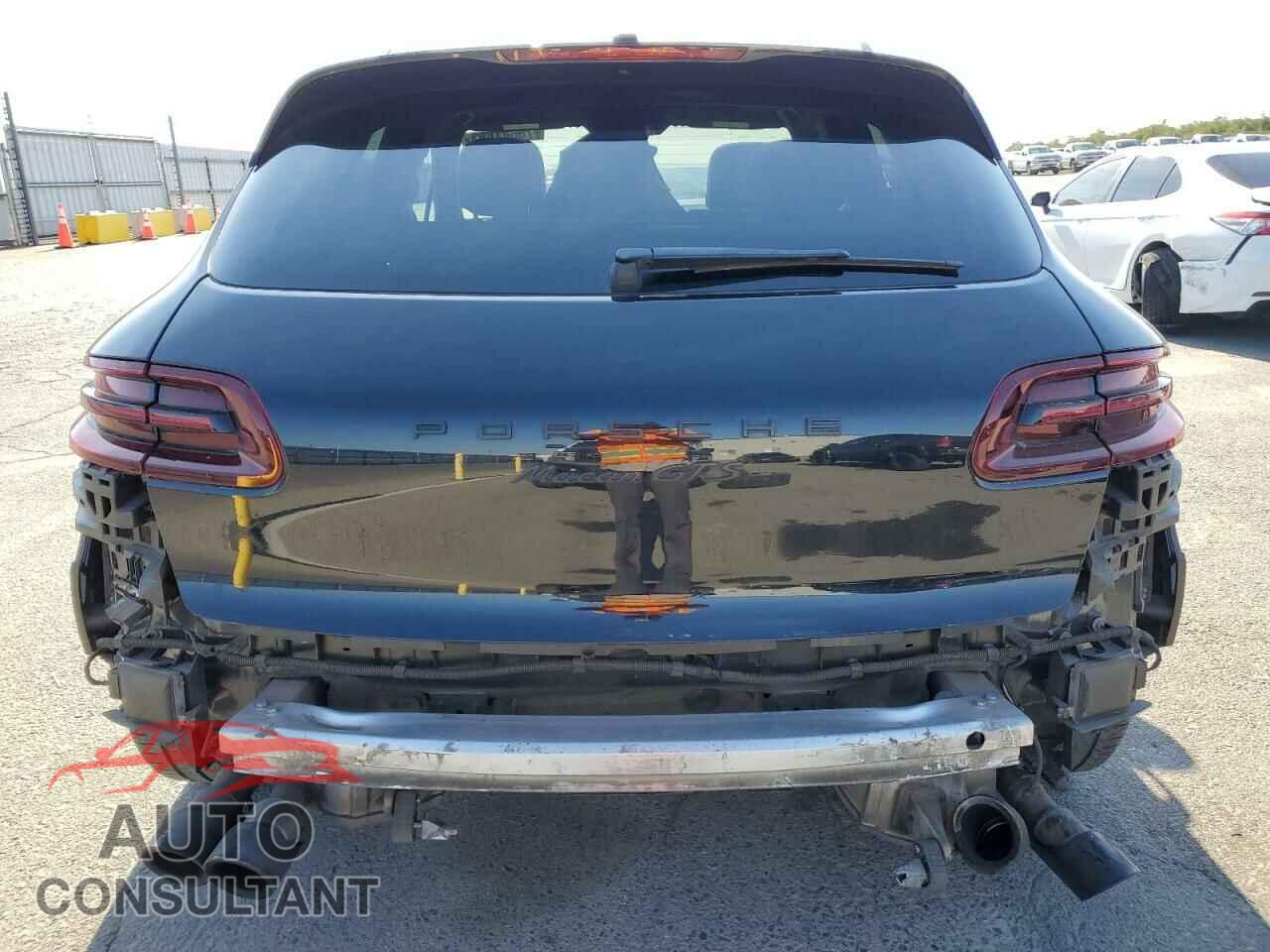PORSCHE MACAN 2018 - WP1AG2A59JLB64982