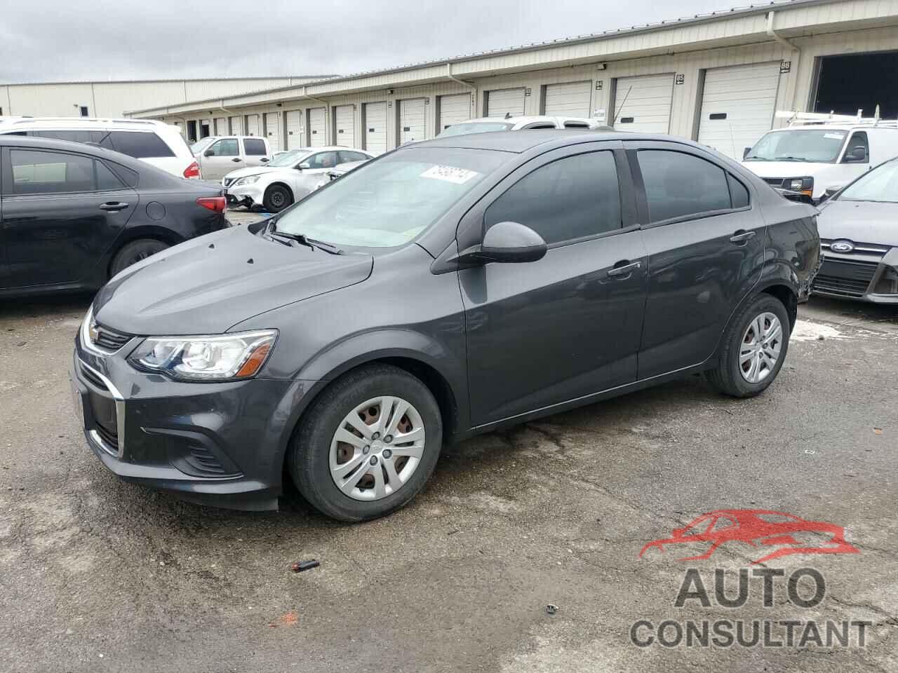 CHEVROLET SONIC 2018 - 1G1JB5SH6J4129328