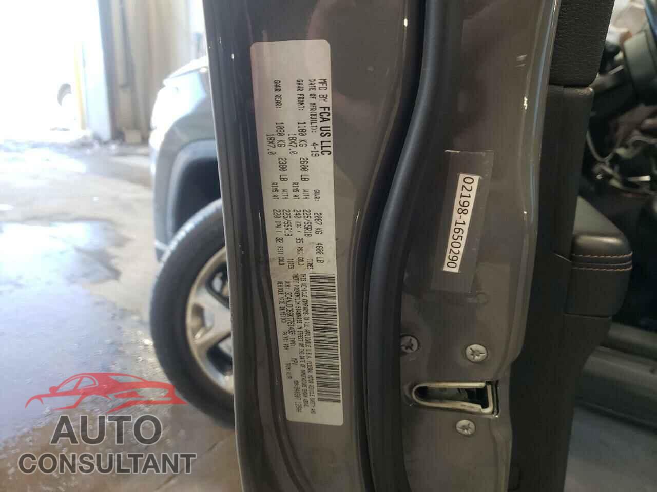 JEEP COMPASS 2019 - 3C4NJDCB6KT761435