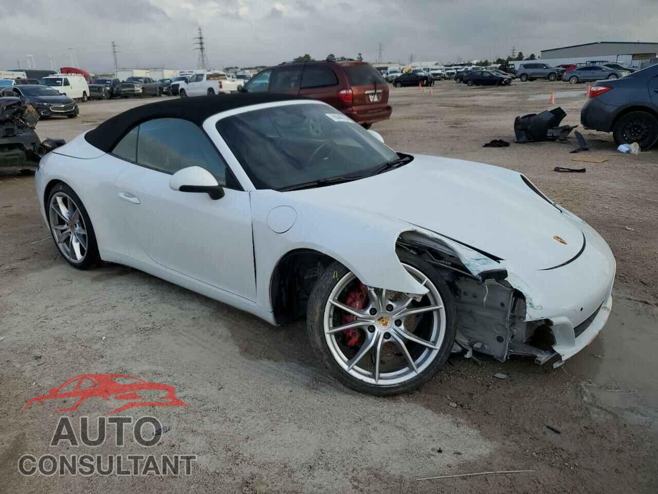 PORSCHE 911 2017 - WP0CA2A99HS141149