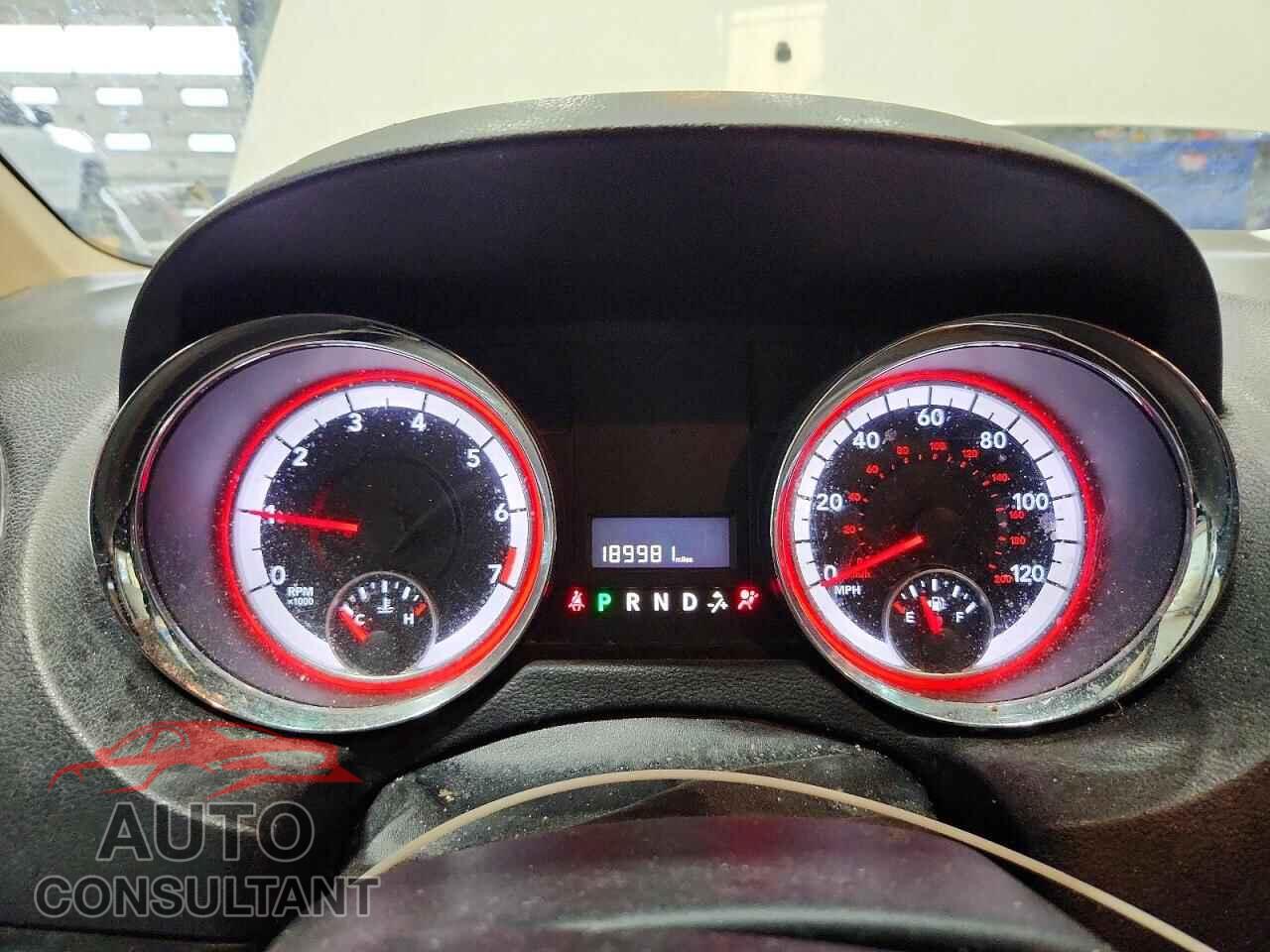 DODGE CARAVAN 2013 - 2C4RDGCG6DR727264