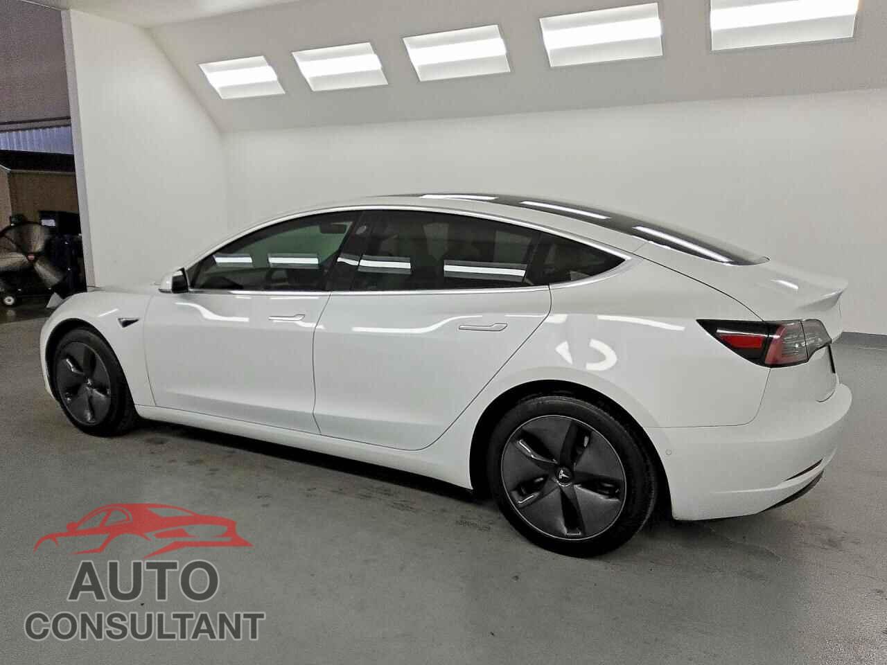 TESLA MODEL 3 2019 - 5YJ3E1EB2KF391140