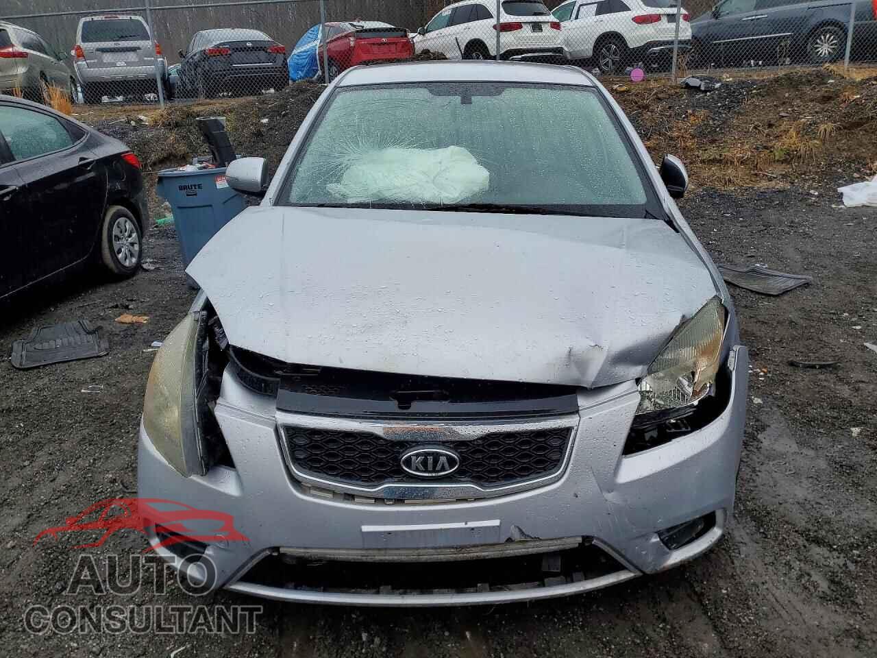 KIA RIO 2011 - KNADH5A30B6768252