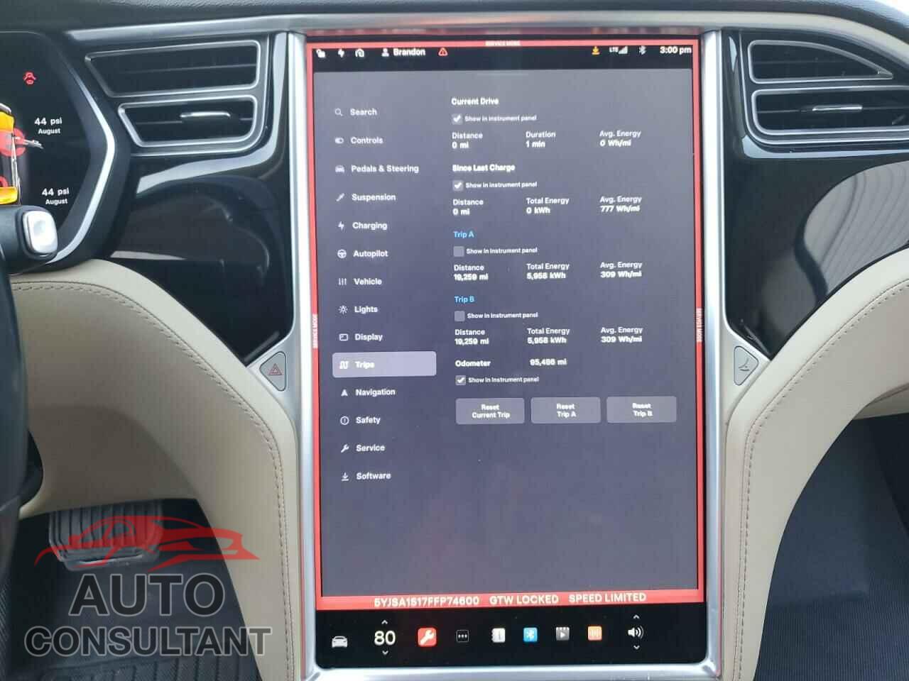 TESLA MODEL S 2015 - 5YJSA1S17FFP74600