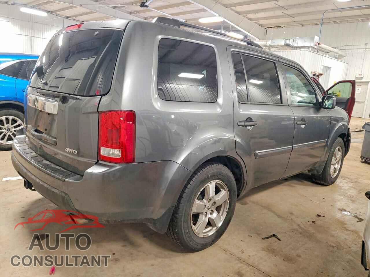 HONDA PILOT 2011 - 5FNYF4H54BB033225