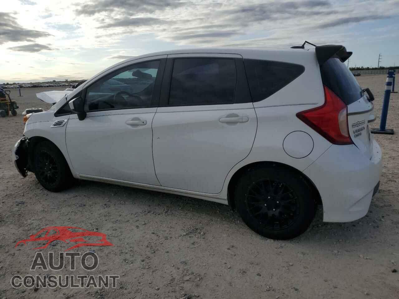 NISSAN VERSA 2017 - 3N1CE2CP1HL366148