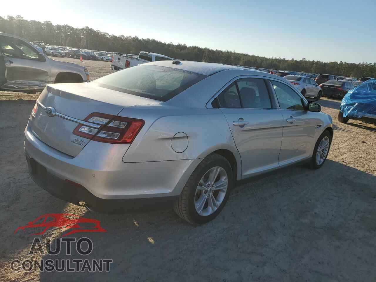 FORD TAURUS 2017 - 1FAHP2E8XHG105470