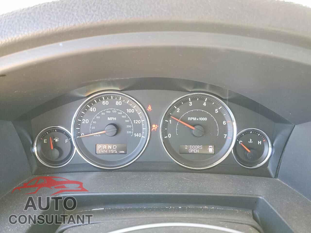JEEP COMMANDER 2010 - 1J4RH4GK1AC146870