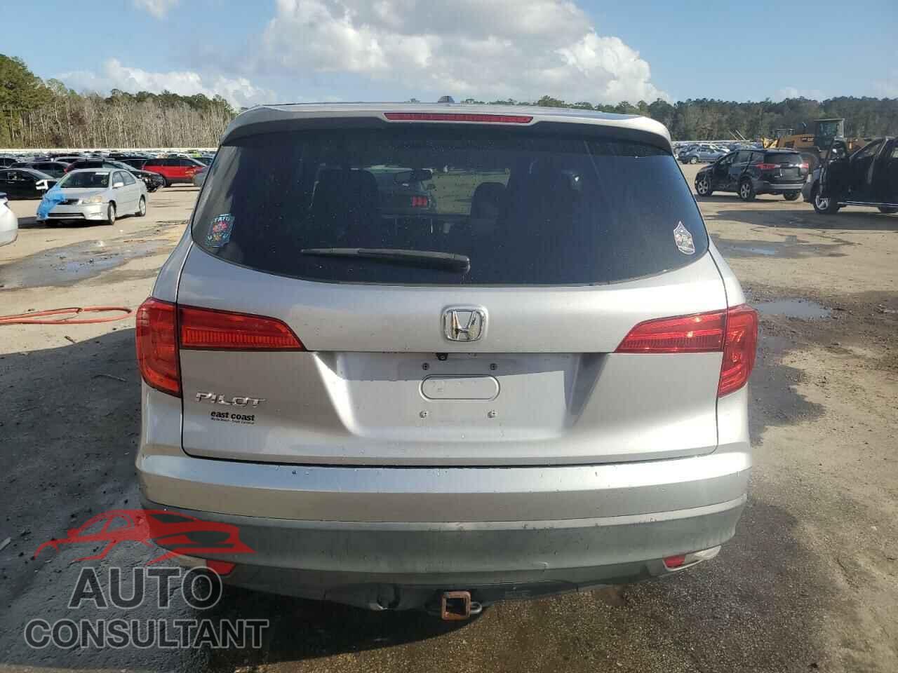 HONDA PILOT 2017 - 5FNYF5H57HB030818