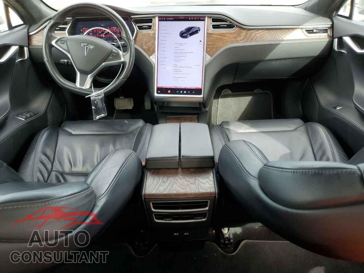 TESLA MODEL S 2017 - 5YJSA1E26HF199235