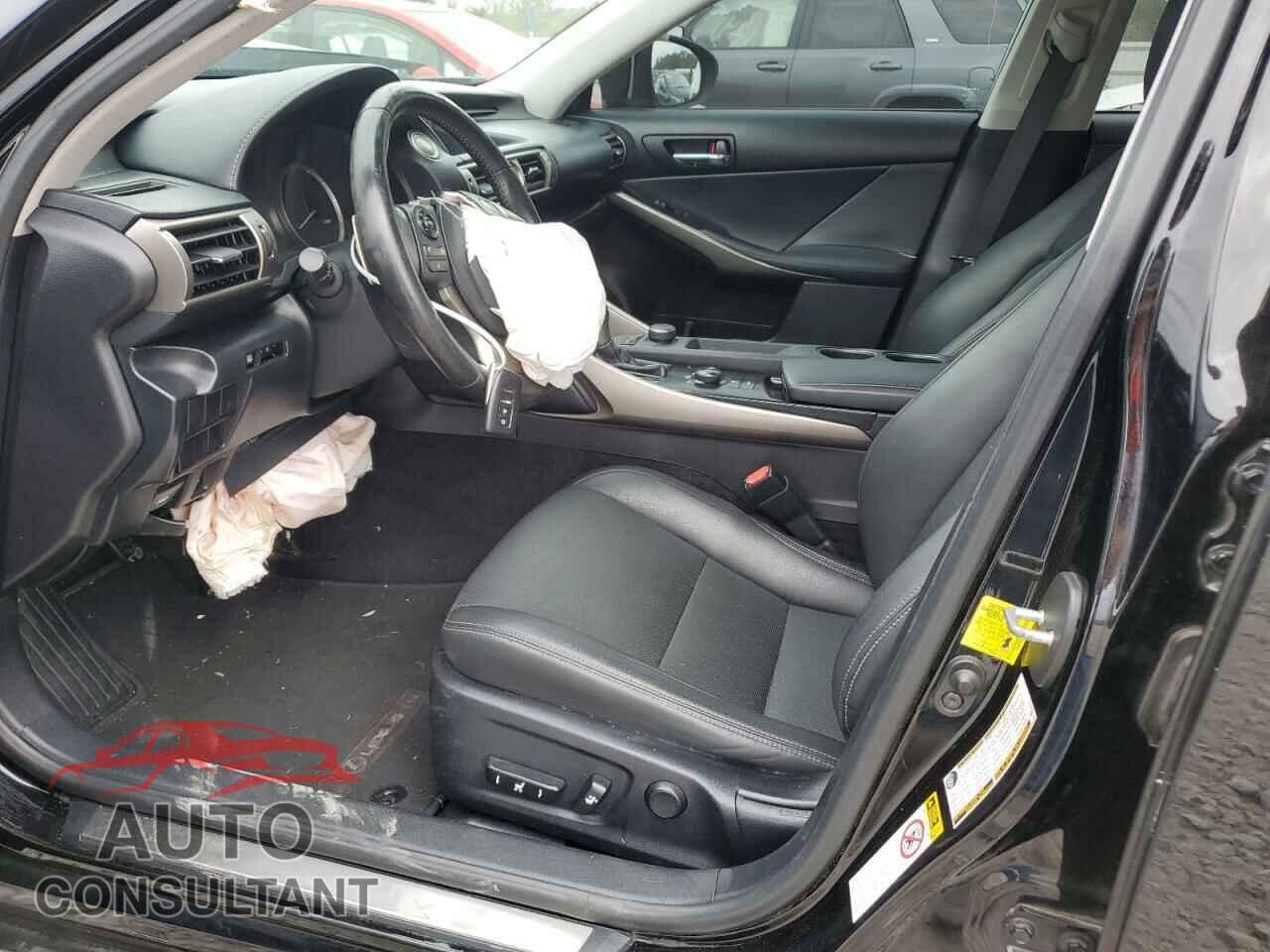 LEXUS IS 2014 - JTHBF1D25E5015370