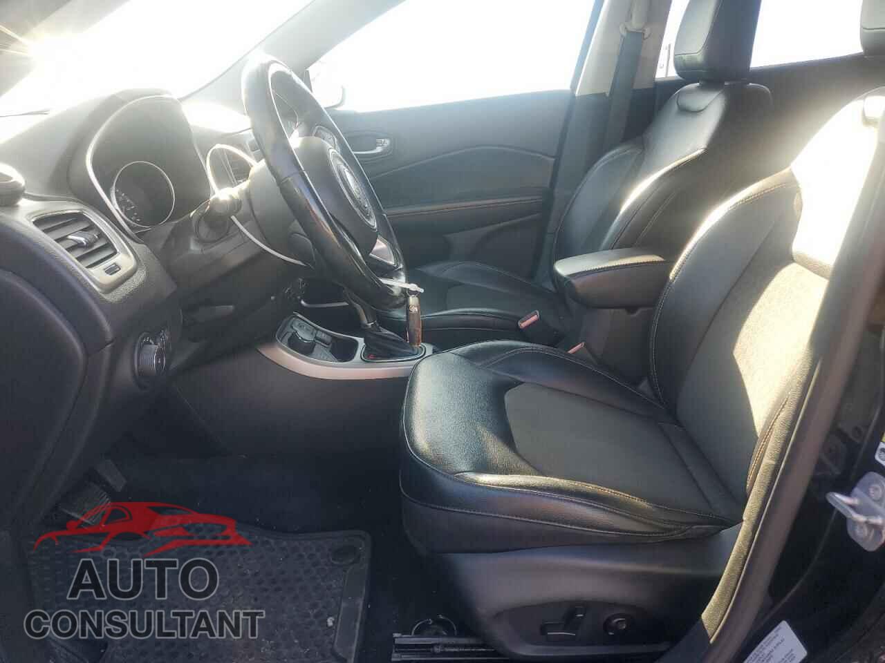 JEEP COMPASS 2017 - 3C4NJDBB8HT660911