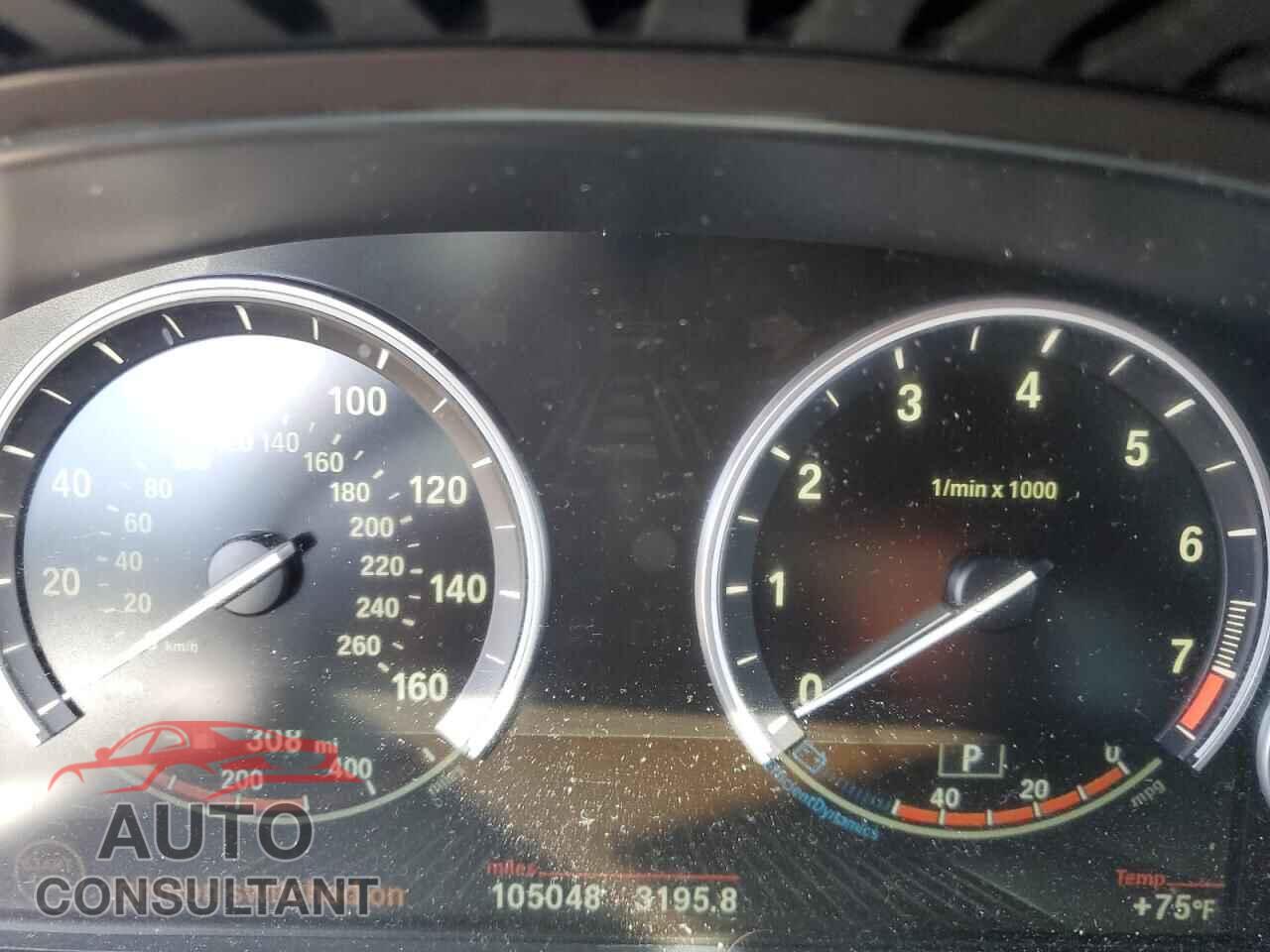BMW 5 SERIES 2015 - WBA5B3C55FD547658
