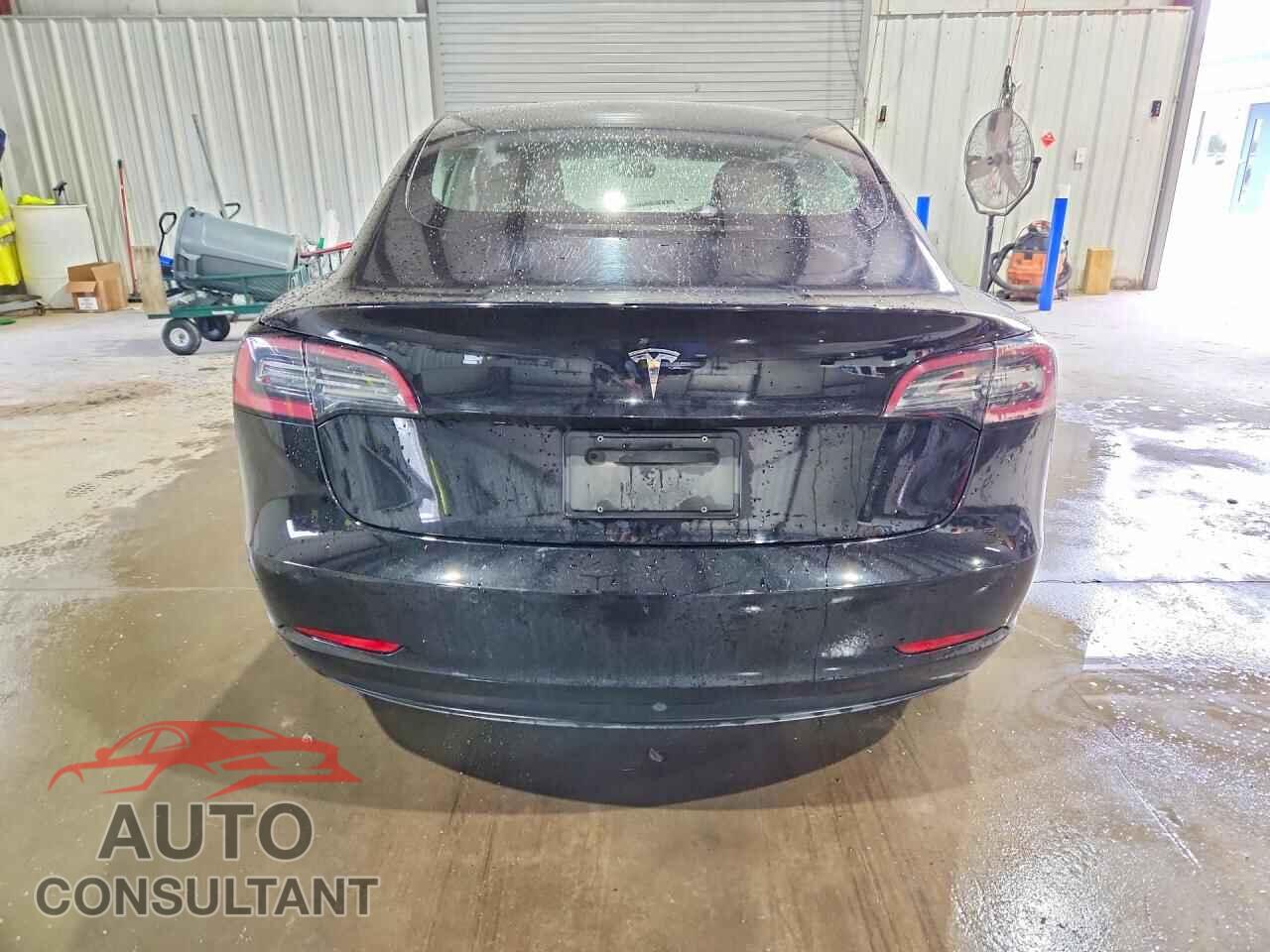 TESLA MODEL 3 2022 - 5YJ3E1EA3NF369627