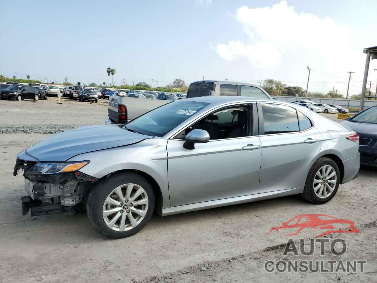 TOYOTA CAMRY 2020 - 4T1C11AK7LU510211