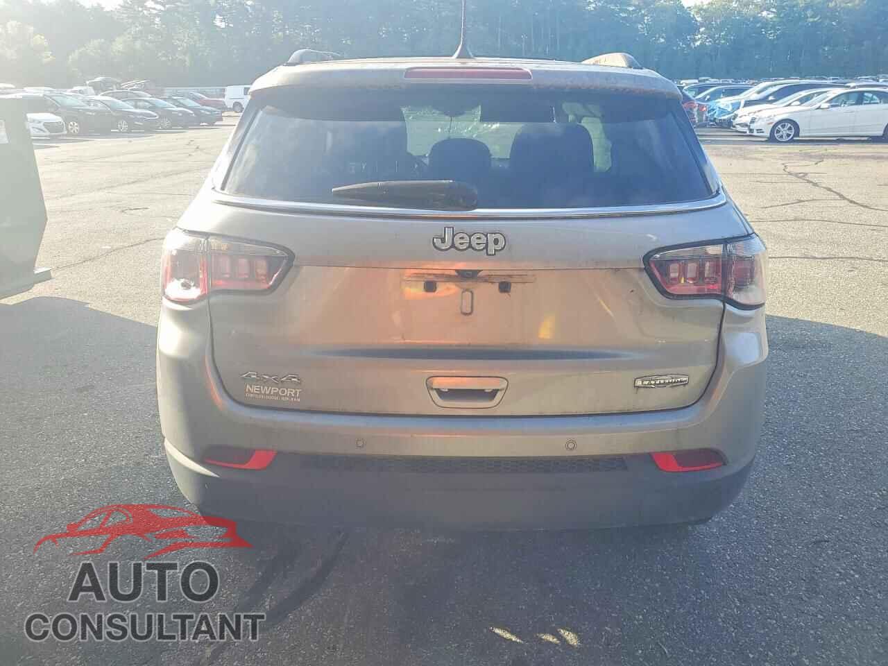 JEEP COMPASS 2020 - 3C4NJDBB0LT258213