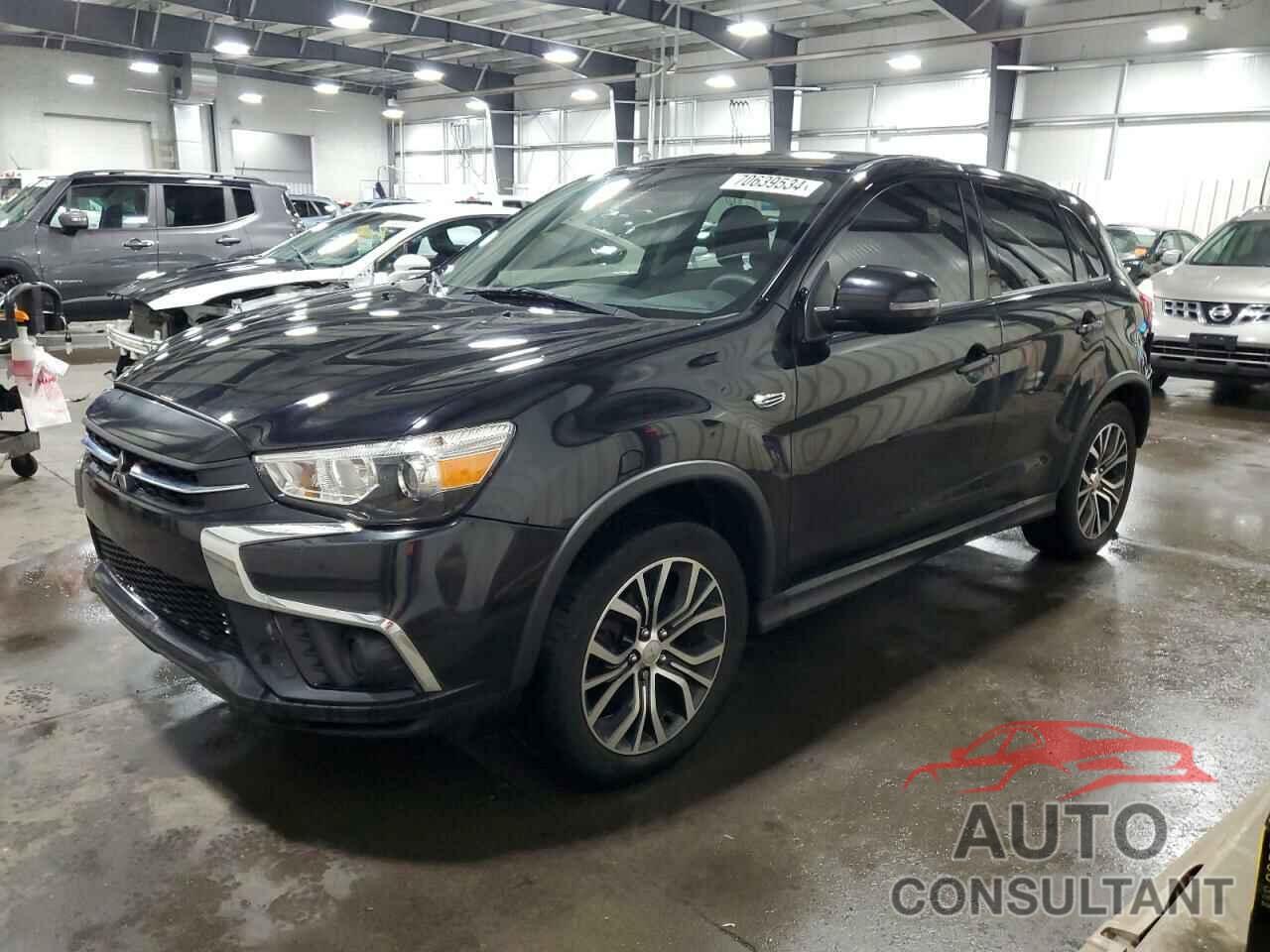 MITSUBISHI OUTLANDER 2018 - JA4AP3AU9JU023140