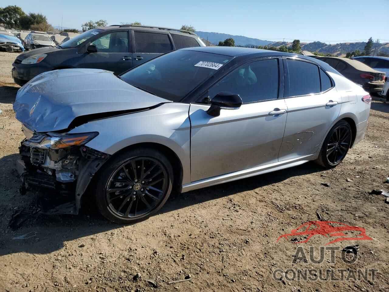 TOYOTA CAMRY 2022 - 4T1K31AK7NU034339