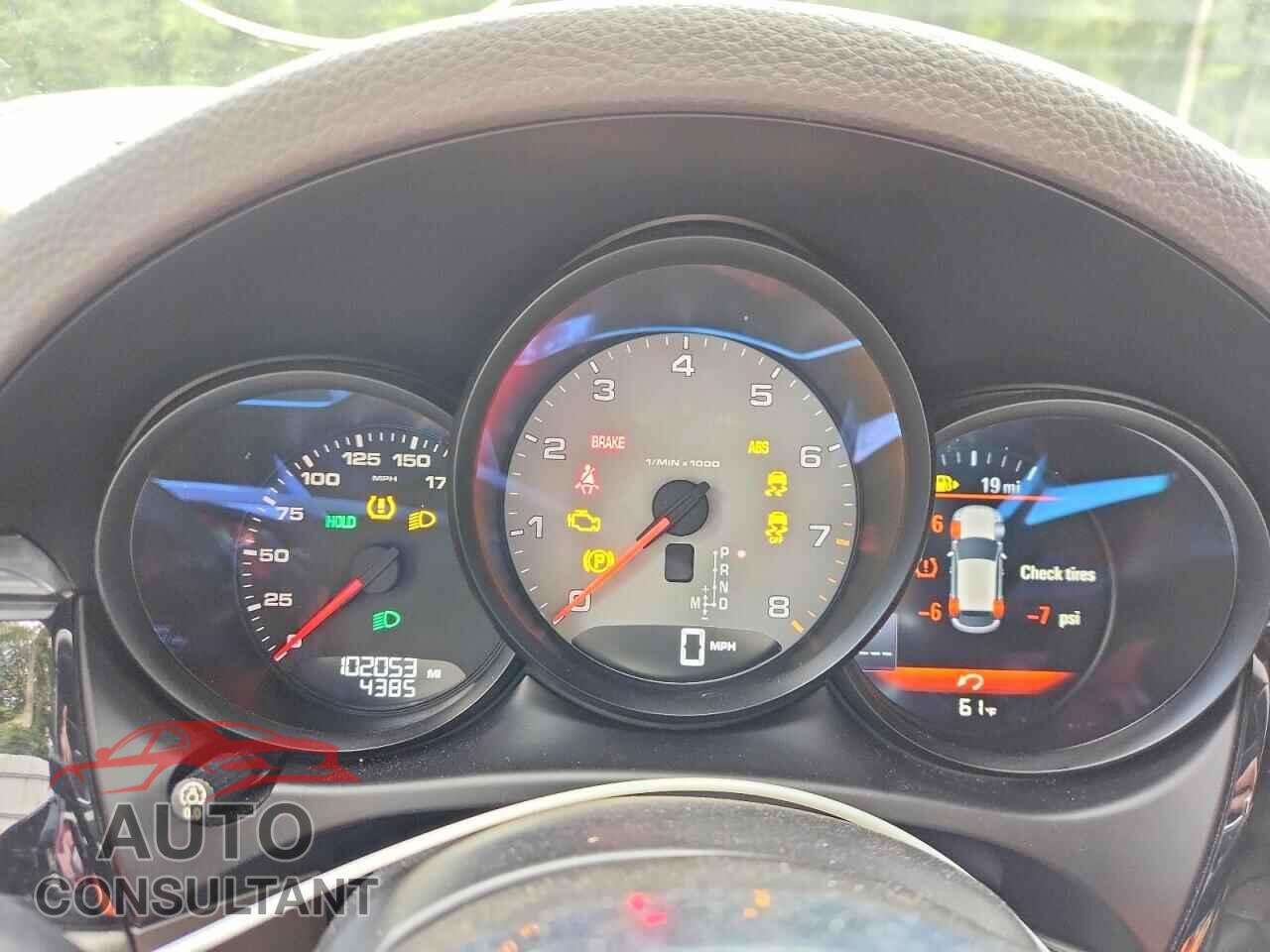 PORSCHE MACAN 2015 - WP1AB2A59FLB73803