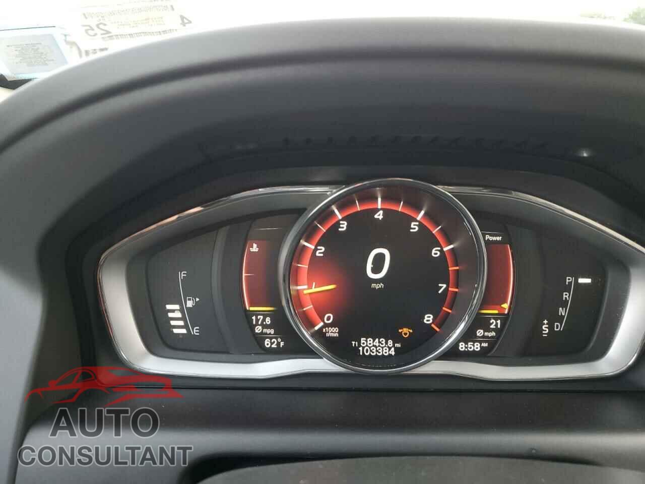 VOLVO XC60 2017 - YV449MRU6H2024949