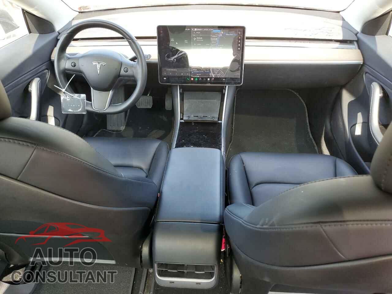 TESLA MODEL 3 2018 - 5YJ3E1EA7JF017757