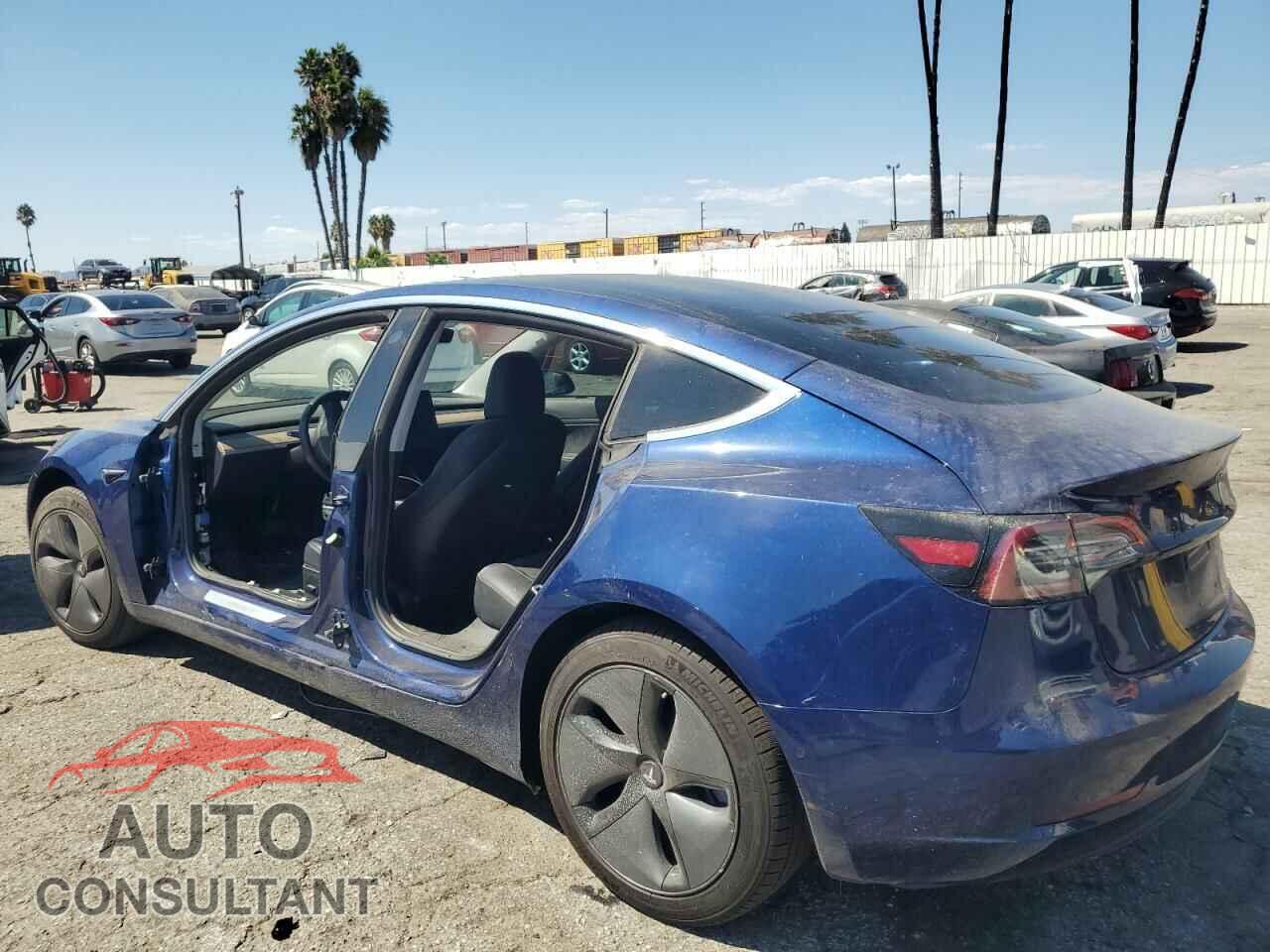 TESLA MODEL 3 2018 - 5YJ3E1EB4JF120370