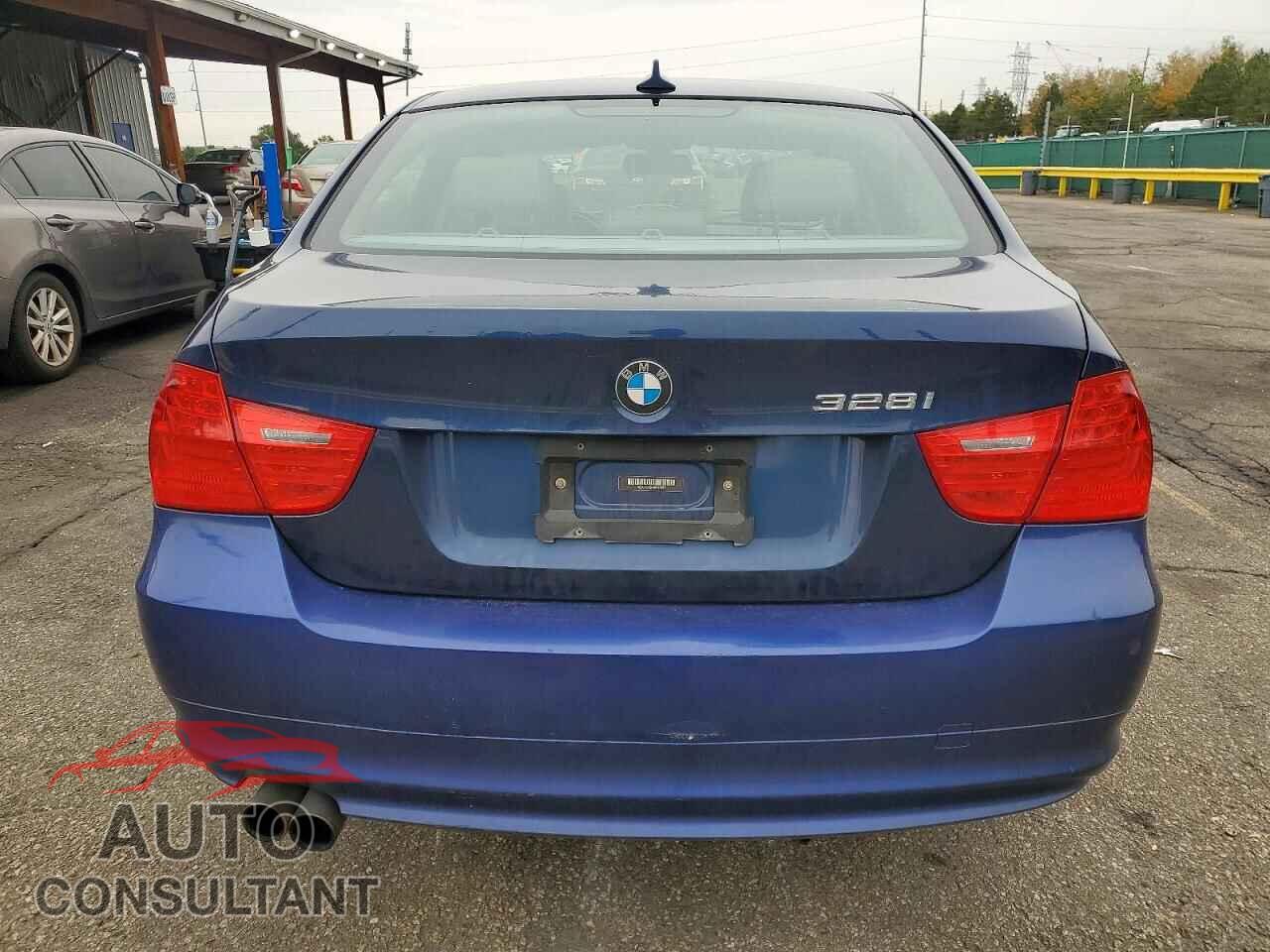 BMW 3 SERIES 2011 - WBAPK5C51BF123557