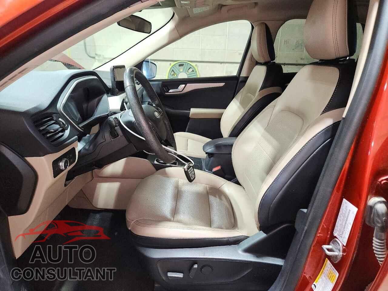 FORD ESCAPE 2020 - 1FMCU9H67LUA56928