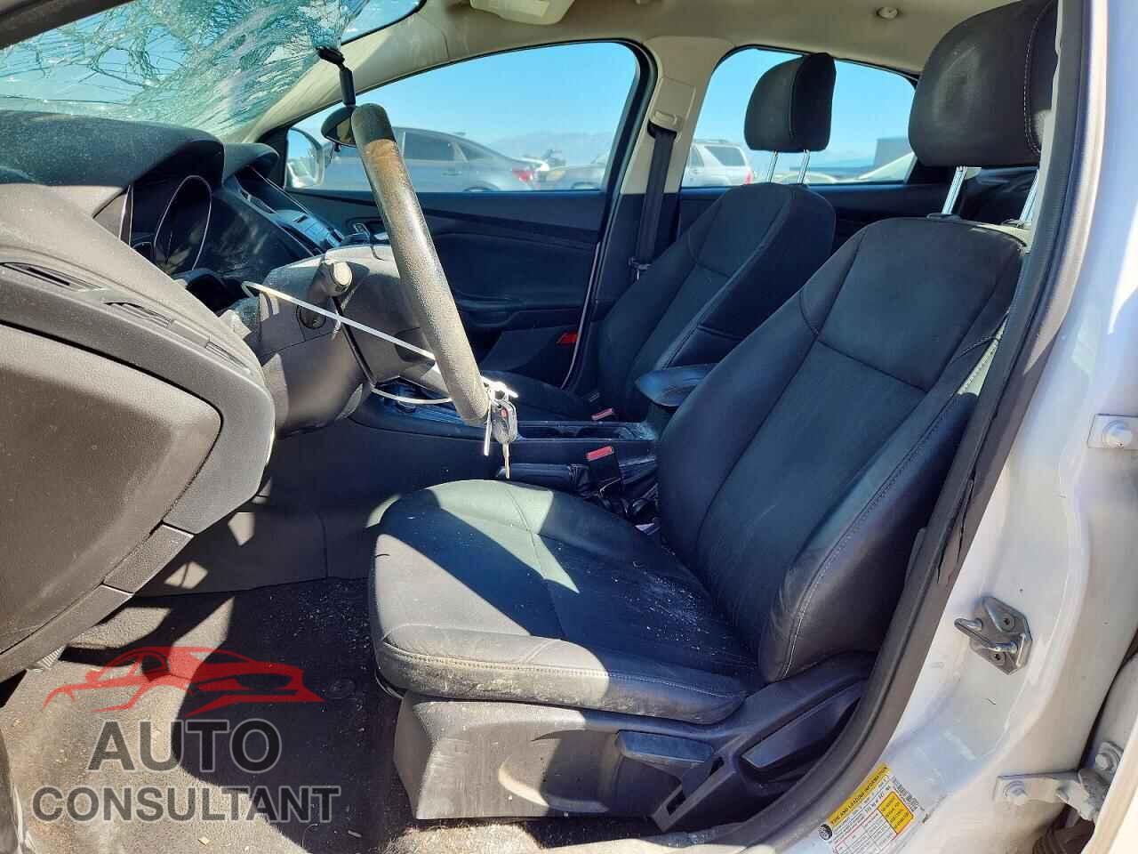 FORD FOCUS 2016 - 1FADP3K20GL227488