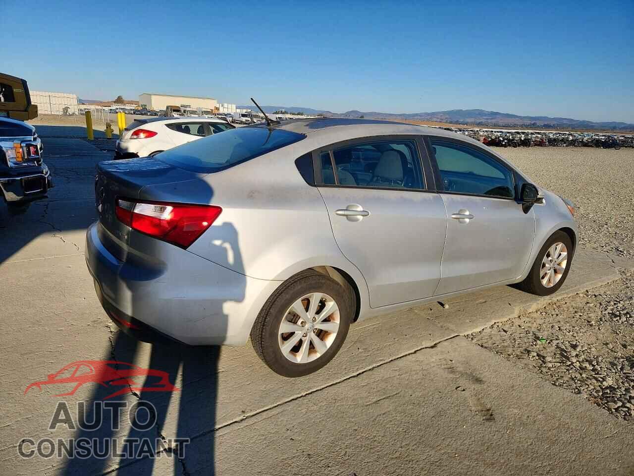KIA RIO 2013 - KNADN4A38D6300288