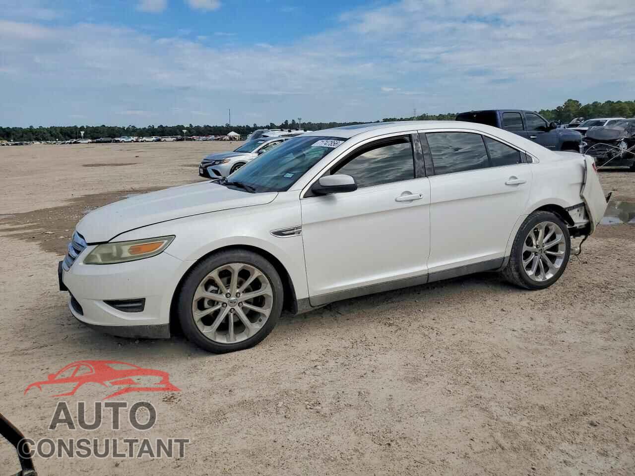FORD TAURUS 2011 - 1FAHP2EW4BG177397