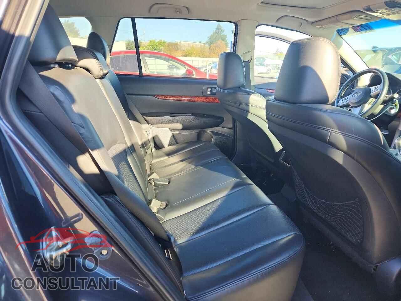 SUBARU OUTBACK 2011 - 4S4BRBLC8B3385871